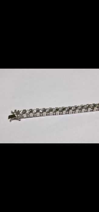 Теннисный браслет с бриллиантами