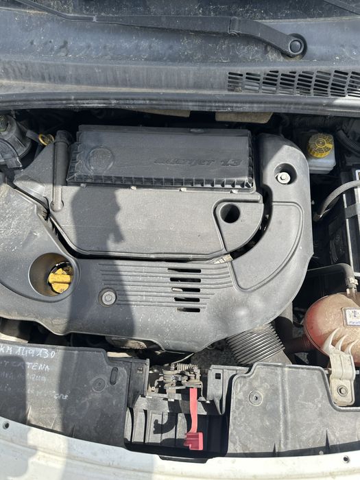 На части Fiat 500 L 1.3multijet 2014год Фиат 500