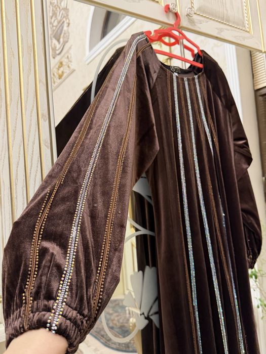 Dubai arginal abaya