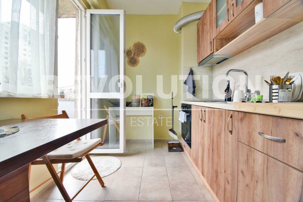 Дава се под наем Двустаен апартамент в София, Младост 1 - 57 кв.м за 400 € - Снимка #2