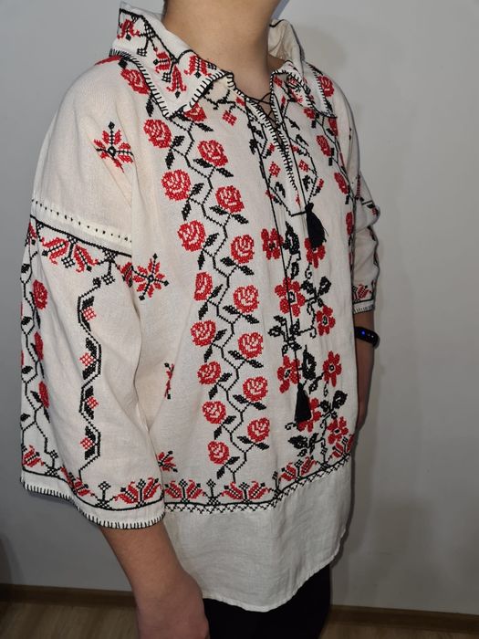 Ie , model unicat, cusuta 100% manuall