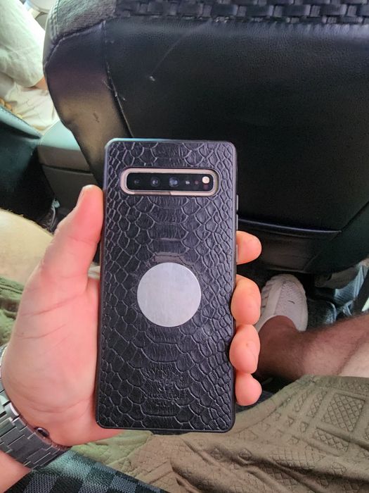 Samsung s10+5g holati yahshi