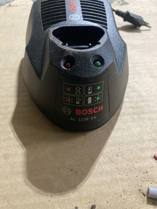 Alimentator Bosch AL 1130 CV 10,8v 3A