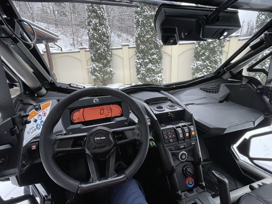 Can-am Maverick X3 XRS 200 Cp Fab 2023. 2300 KM Cabină cu incalzire !!