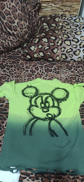 Футболки женские