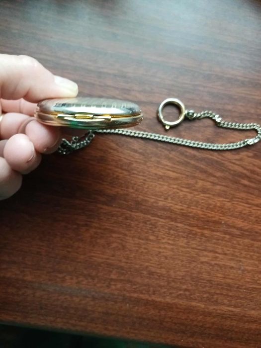 Джобен часовник  Royal с кюстек