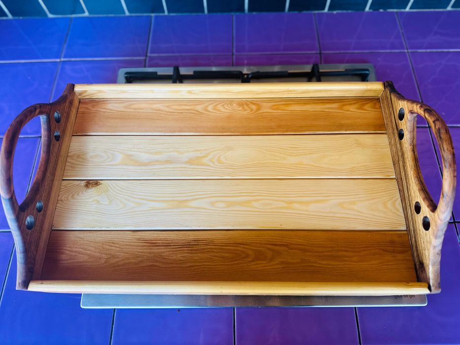 Деревянный поднос