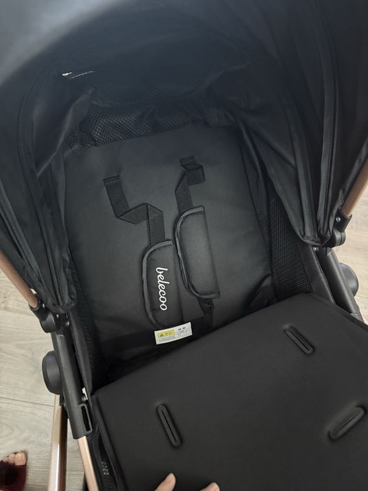 Почти новая коляска bebecoo