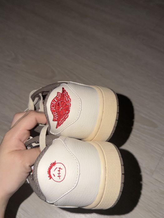 Кроссовки jordan x travis