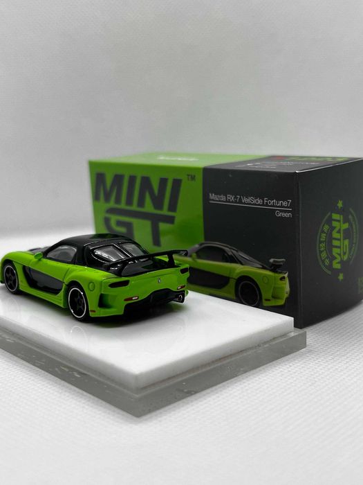MINIGT | Hotwheels Хотвилс | Mazda RX-7 Vieldside
