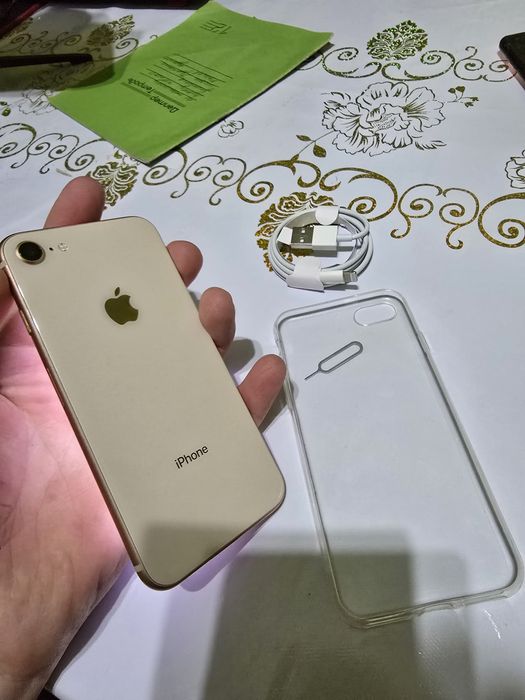 Айфон 8 iPhone 8 в отличном состоянии