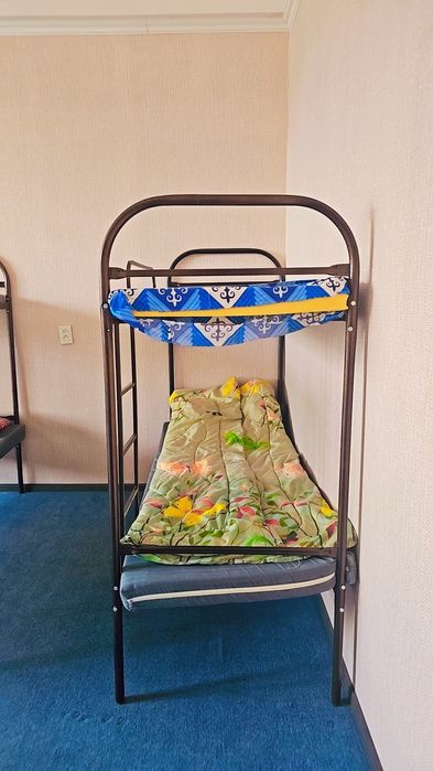 Двухъярусная кровать