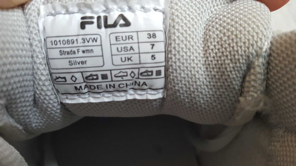 Сив металик маратонки FILA STRADA F WOMEN за момиче с р-р EUR38