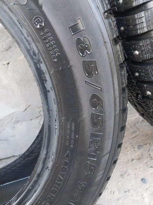 R15 зимний балон nokian