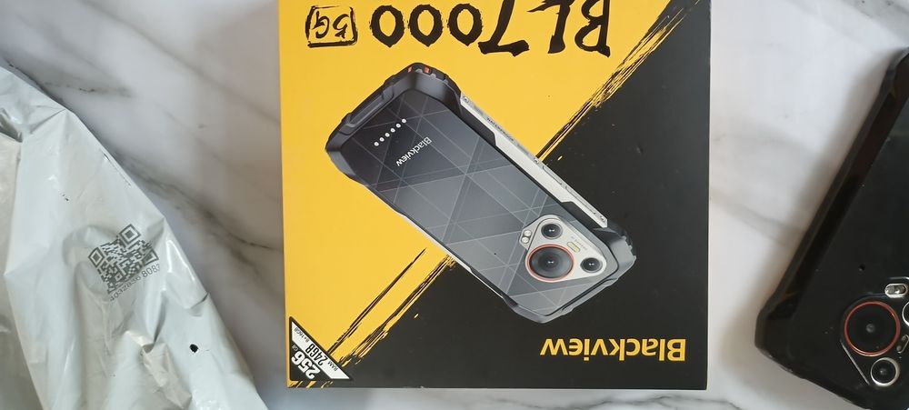 BLACKVIEW BL7000 новый