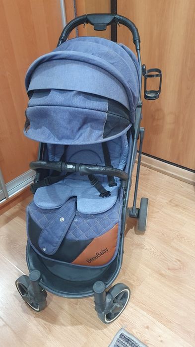 Продам коляску bene baby