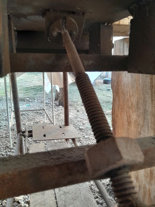 Abric și circular ete bună.