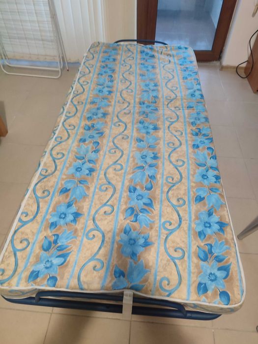 Сгъваемо,походно легло