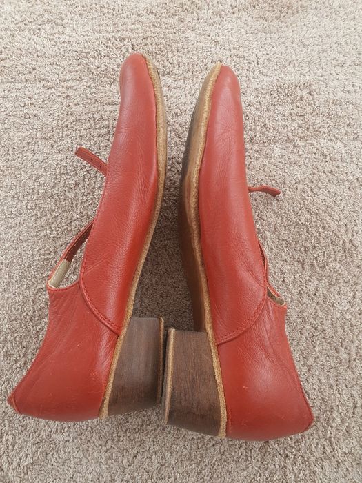 Скарпини за народни/характерни танци