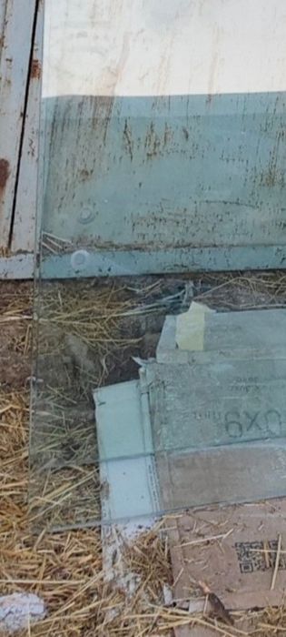 Ойна Калин синмидиган узунлиги 3 м бойи 2 м Калин лиги 1 см дан Калин