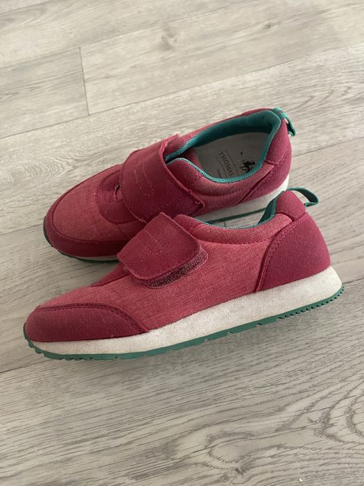 Кросовки новые на мальчика