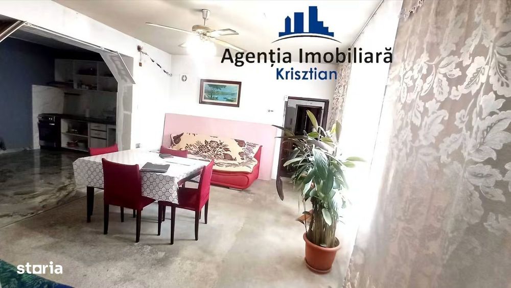 Casă de vânzare în comuna Odoreu