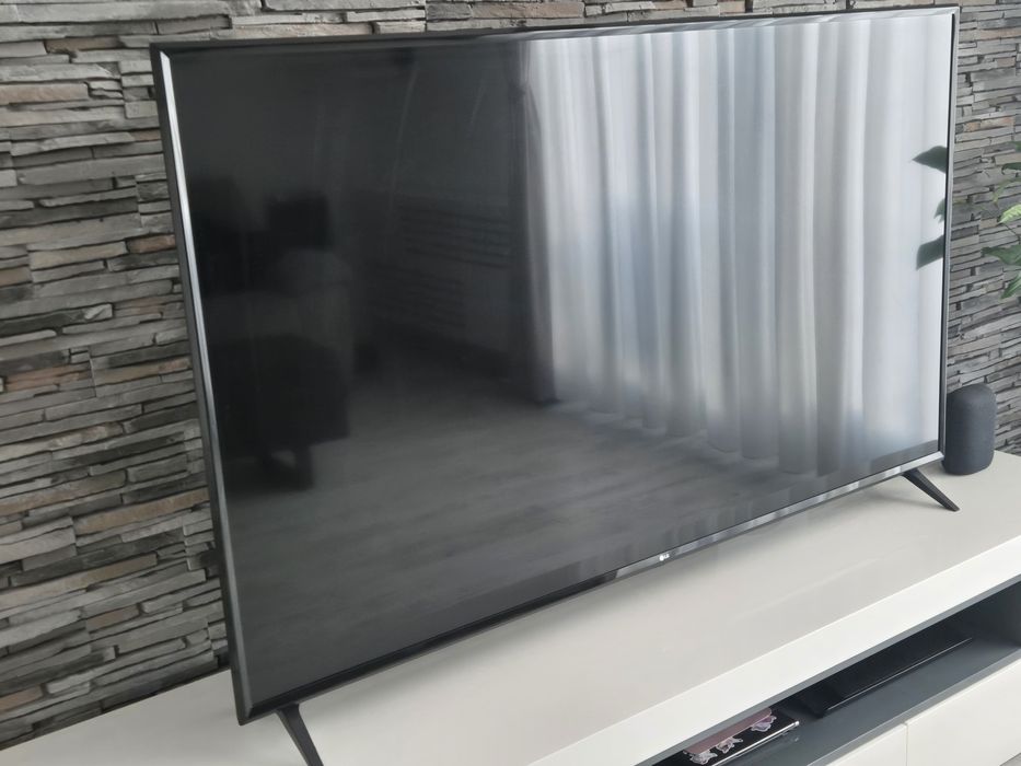 LG Smart TV 65 inch, 164 cm, 4K UHD