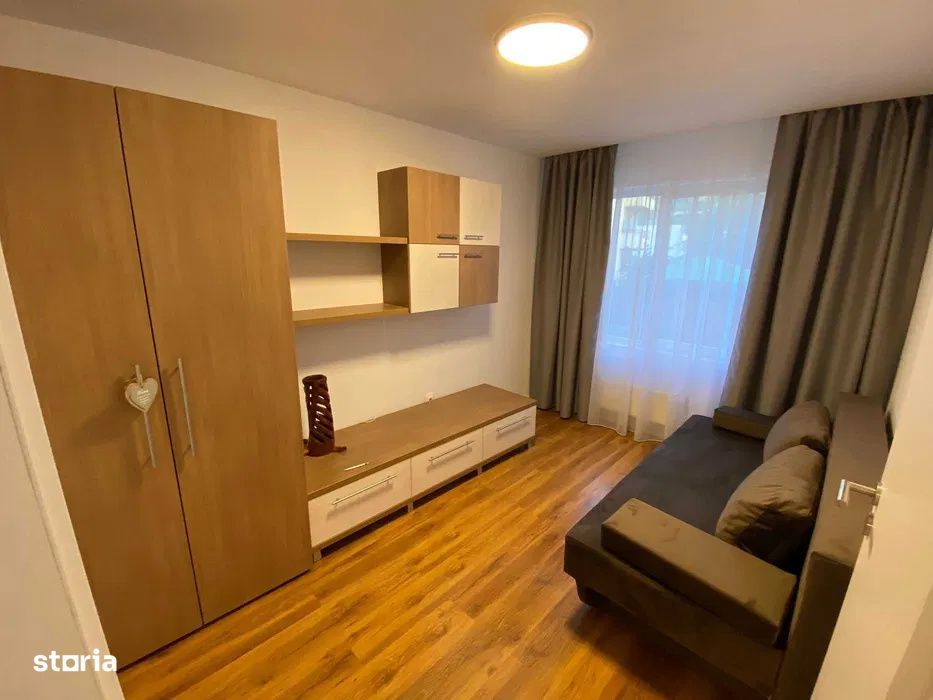 Apartament de vanzare 3 camere de 56 mp 2 balcoane 4mp zona Floresti T