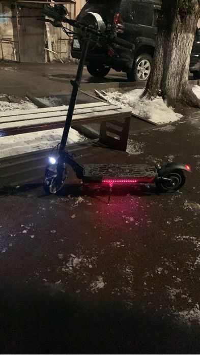 GT M4 Pro (электросамокат)