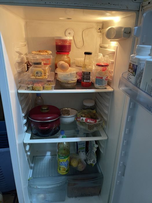 Тоңазытқыш Холодильник