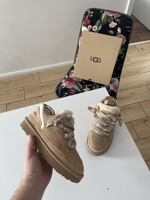 Adidasi UGG Australia