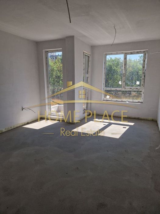 Продава се Двустаен апартамент в Варна, Владислав Варненчик - 71 кв.м за 930 €/кв.м - Снимка #2