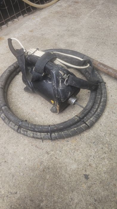Vand vibrator beton firma fox