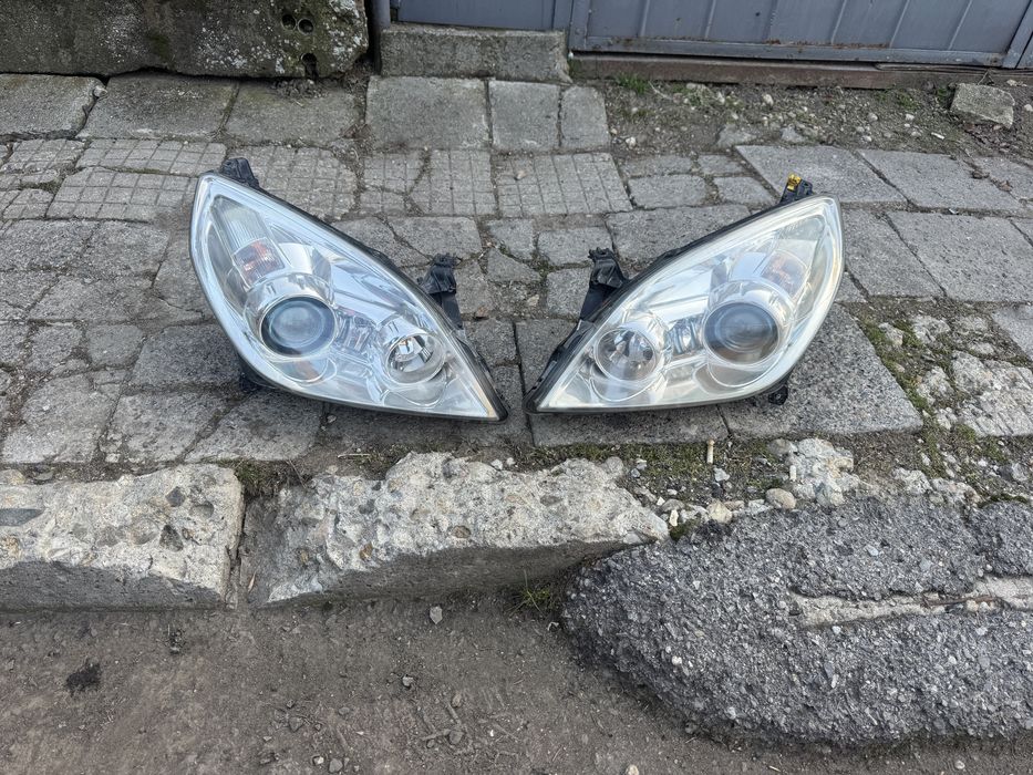 Фарове opel zafira