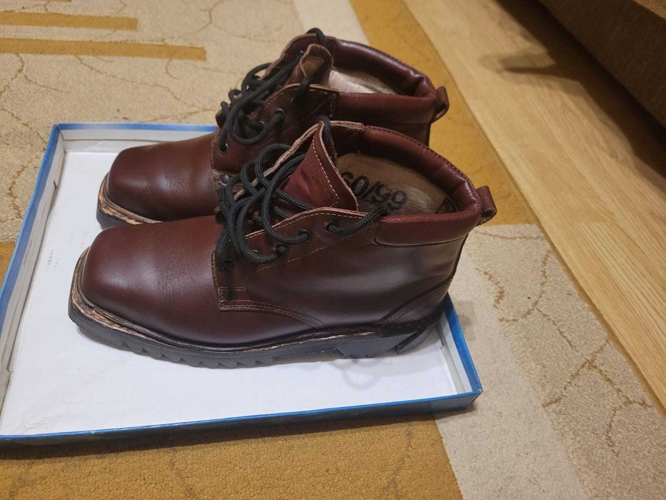 Bocanci VM Marimea 41