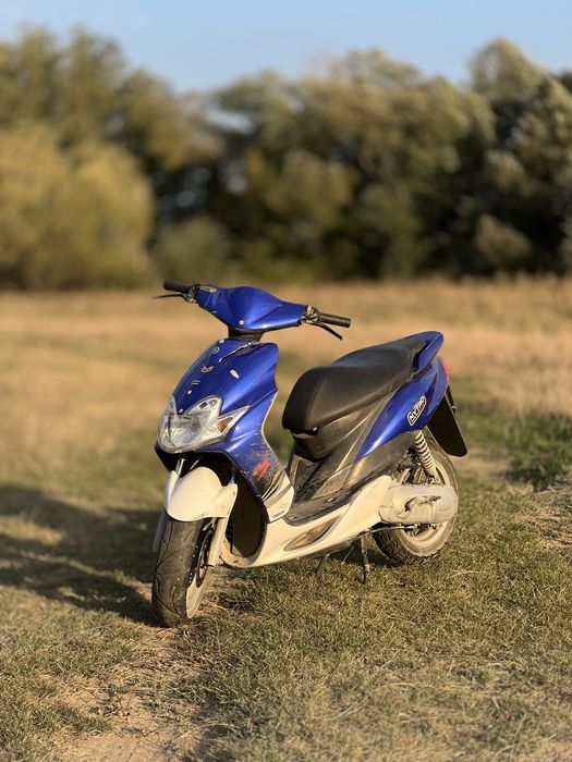 Vand sah schimb scuter yamaha 50cc