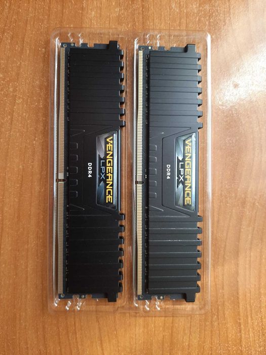 Kit memorii Ram PC DDR4 16GB (2*8GB) 3200MHz