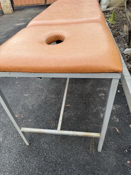 Массажный стол стационарный