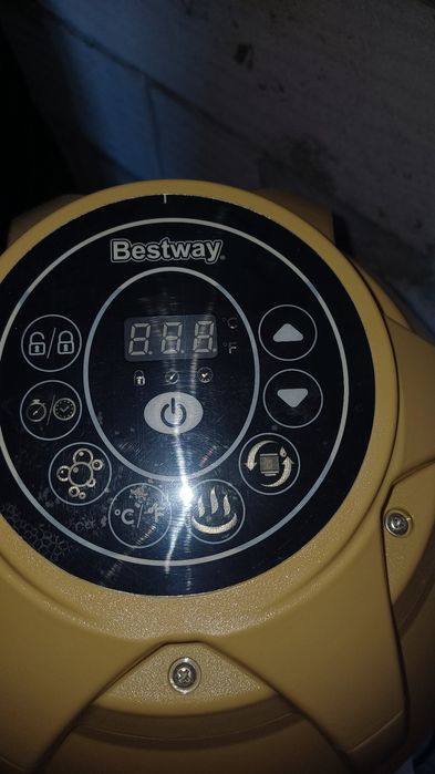 Vând pompă ciubăr,jacuzzi nouă