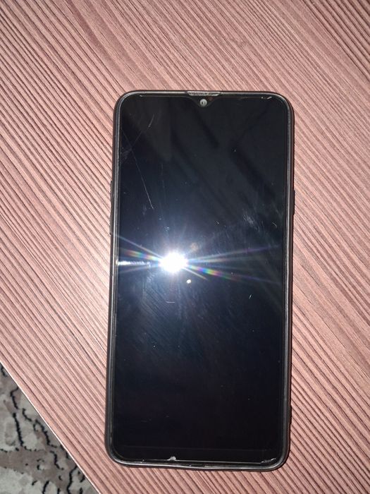 Samsung a20s ishlashi yaxshi