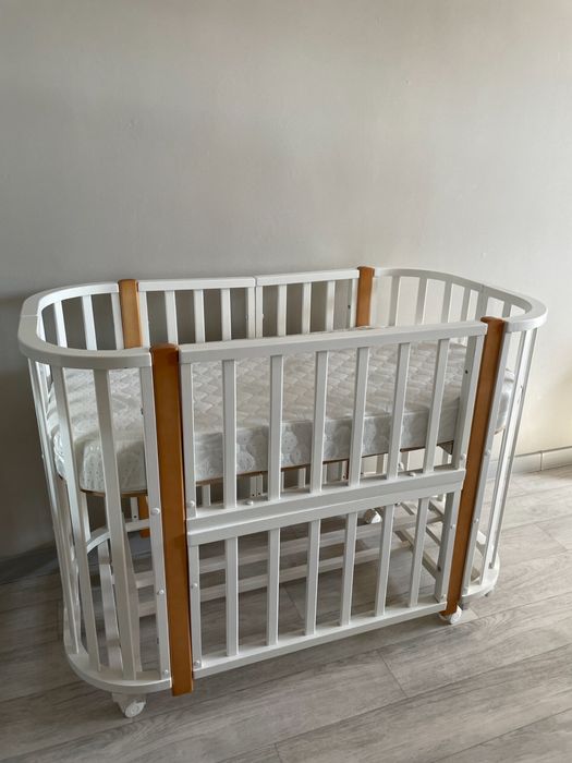 Продам манеж-кровать