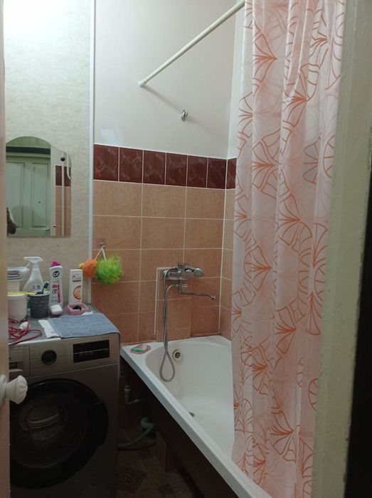 Продажа 1в2/1/4 на Юнусабад-8  2 хонали сотилади