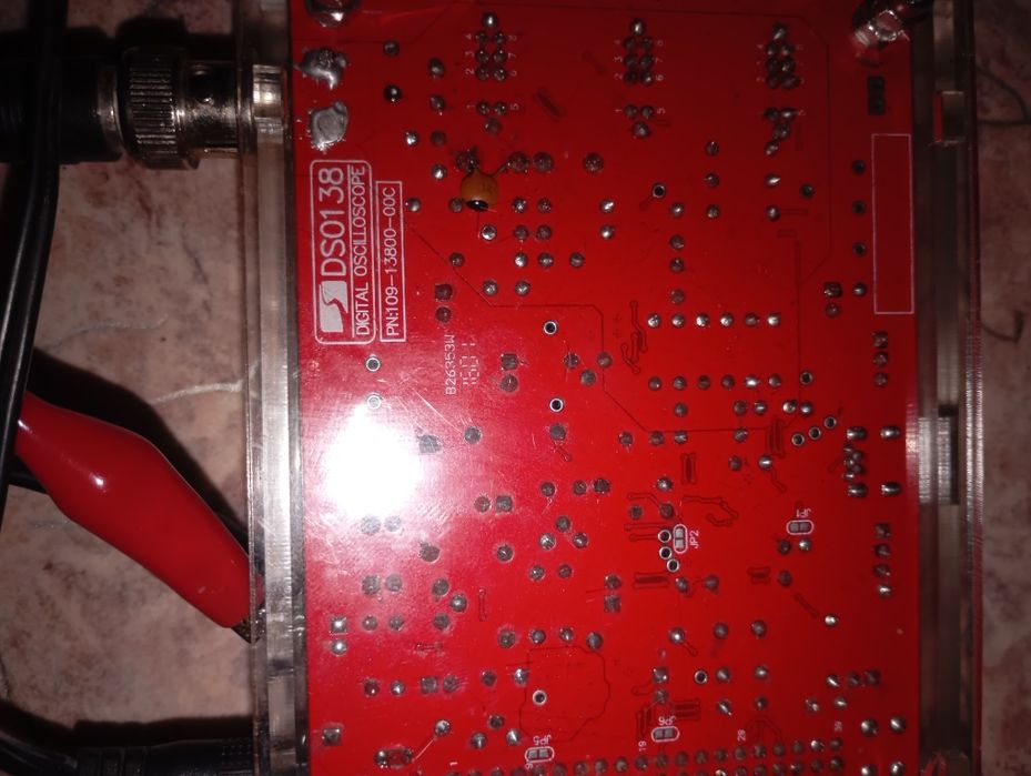 Осциллограф DSO138 в корпусе