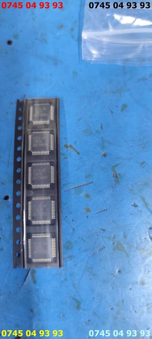circuit integrat AS15 patrat SMD pret pe bucata mai am 4
