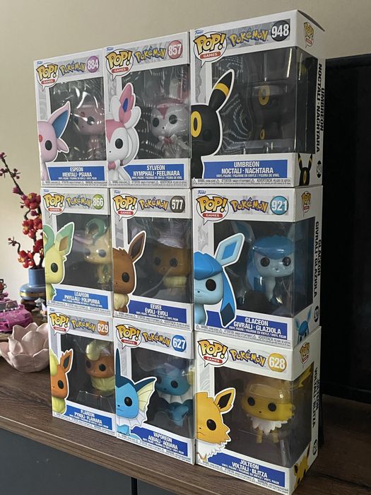 Pokemon Eeveelutions Funko Pop колекция