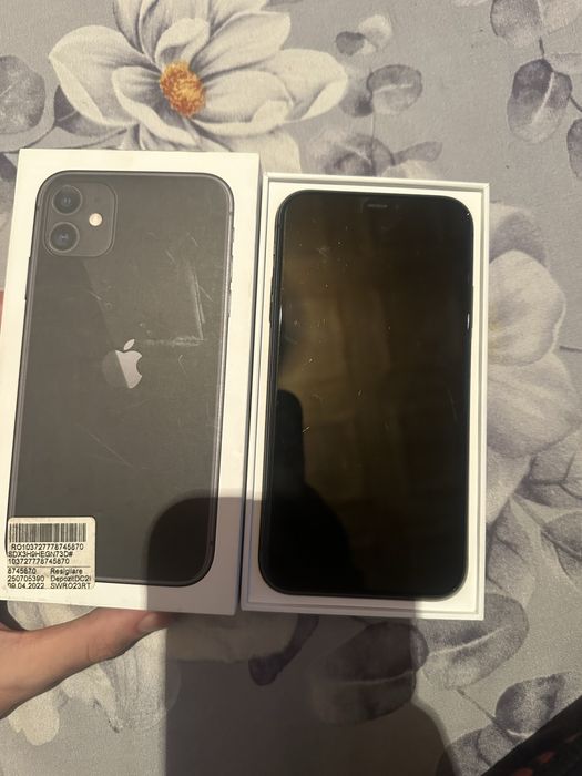 Iphone 11 128gb 80% baterie