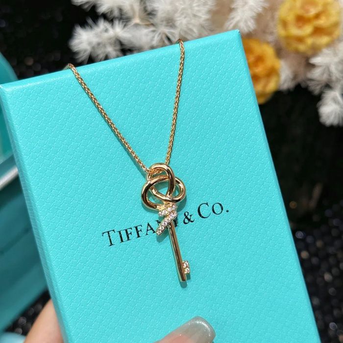 Tiffany & Co оригинално колие