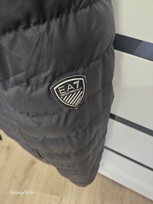 Продам мужскую куртку