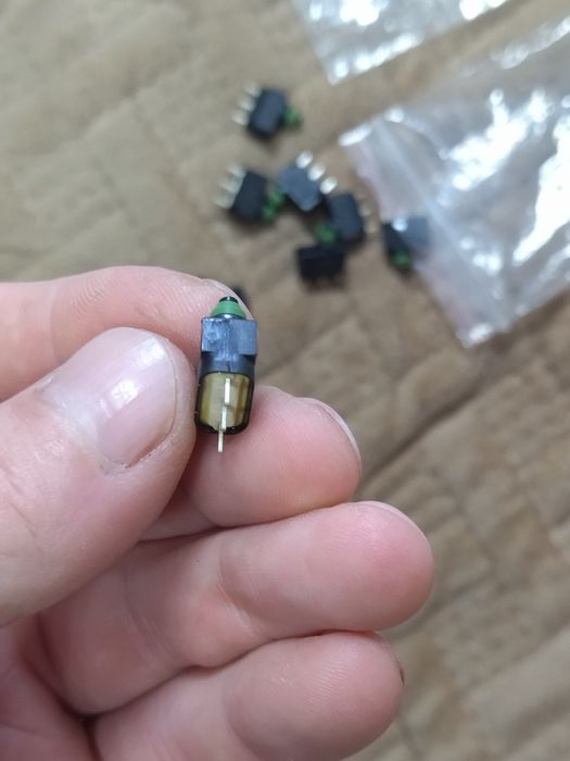 Кнопка концевик замка двери Ауди а6с5