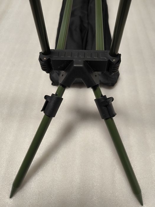 Rod Pod EASTSHARK SBN130 pentru 4 lansete cu 4 picioare ( Duo Pod ]